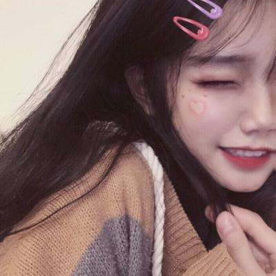 女子结婚为出图请了五十个摄影师